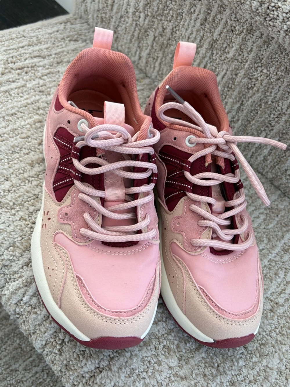 Nicole Miller Pink and Burgundy Sneakers. Girls size Youth 3. - Picture 2 of 9